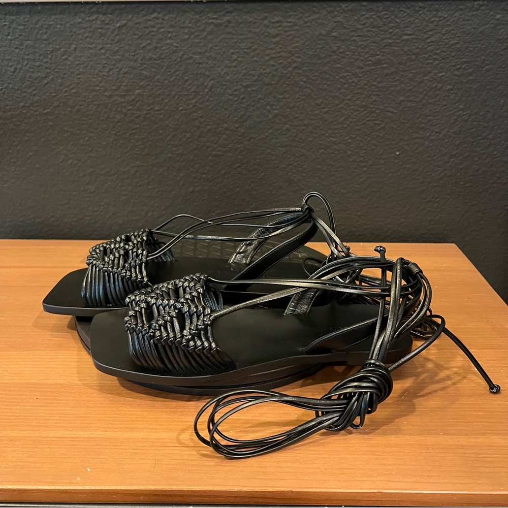 Allsaints Donna Women’s Black Leather WF689Y Strappy Open Toe Flats Sandals 6